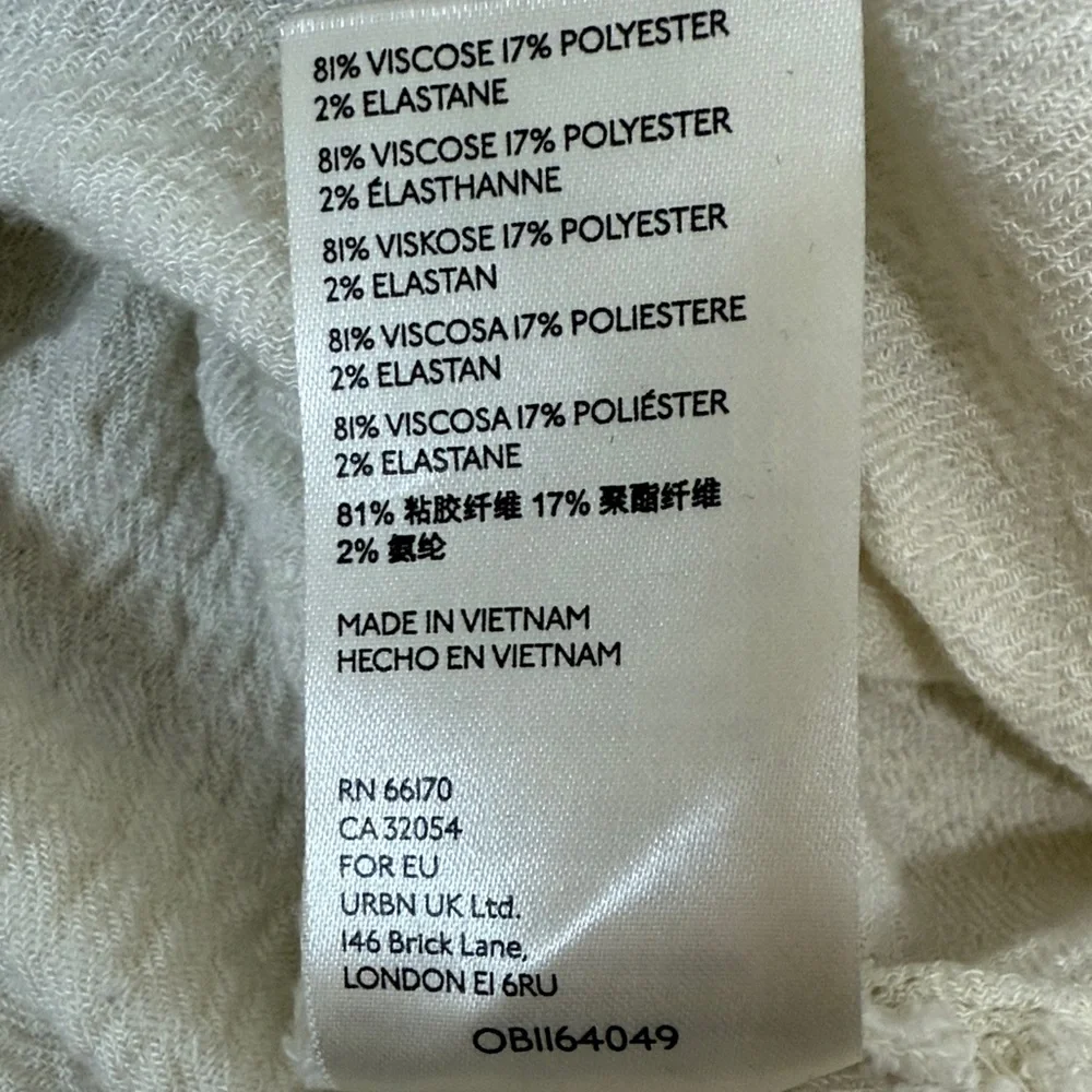 We The Free Ivory Rockaway Oversized Crop Shirt Medium - Picture 11 of 11